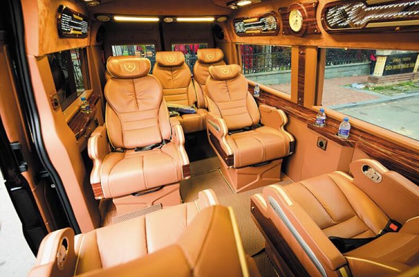 Tourist Bus from Hanoi to Ninh Binh